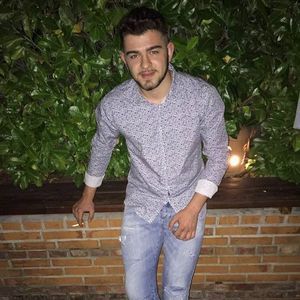 Meet your Posher, Alessandro